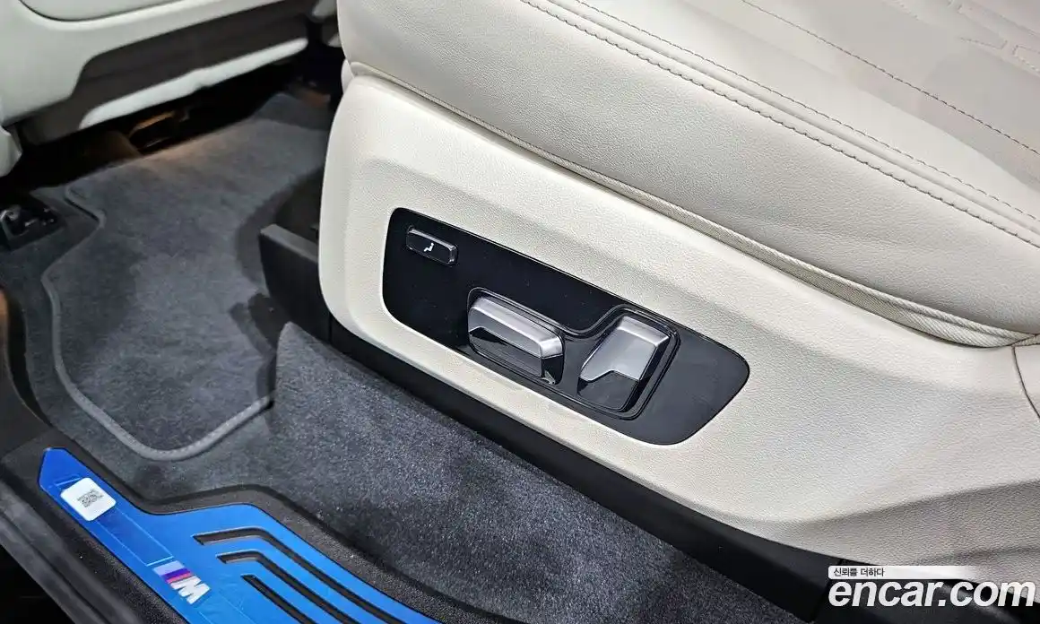 BMW X7 2025 4.4 автомат (гидро), фото 27