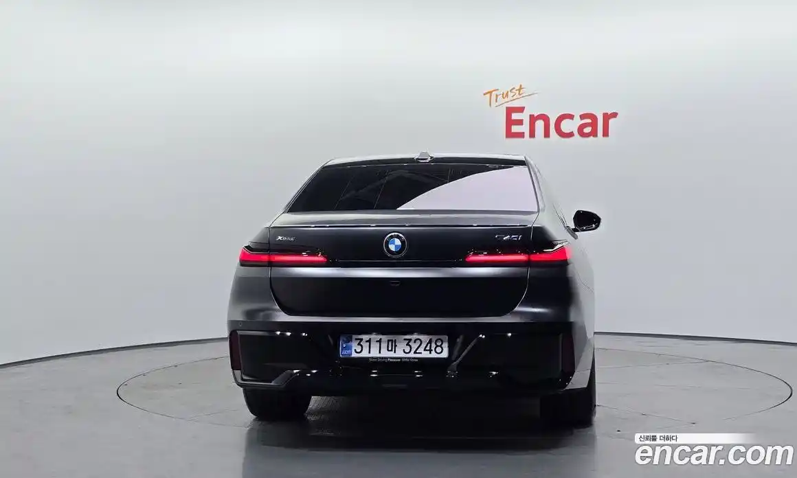 BMW 7 серия 2024 3.0 автомат (гидро), фото 4