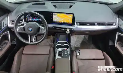 BMW X1 2023 2.0 автомат (гидро), миниатюра 7