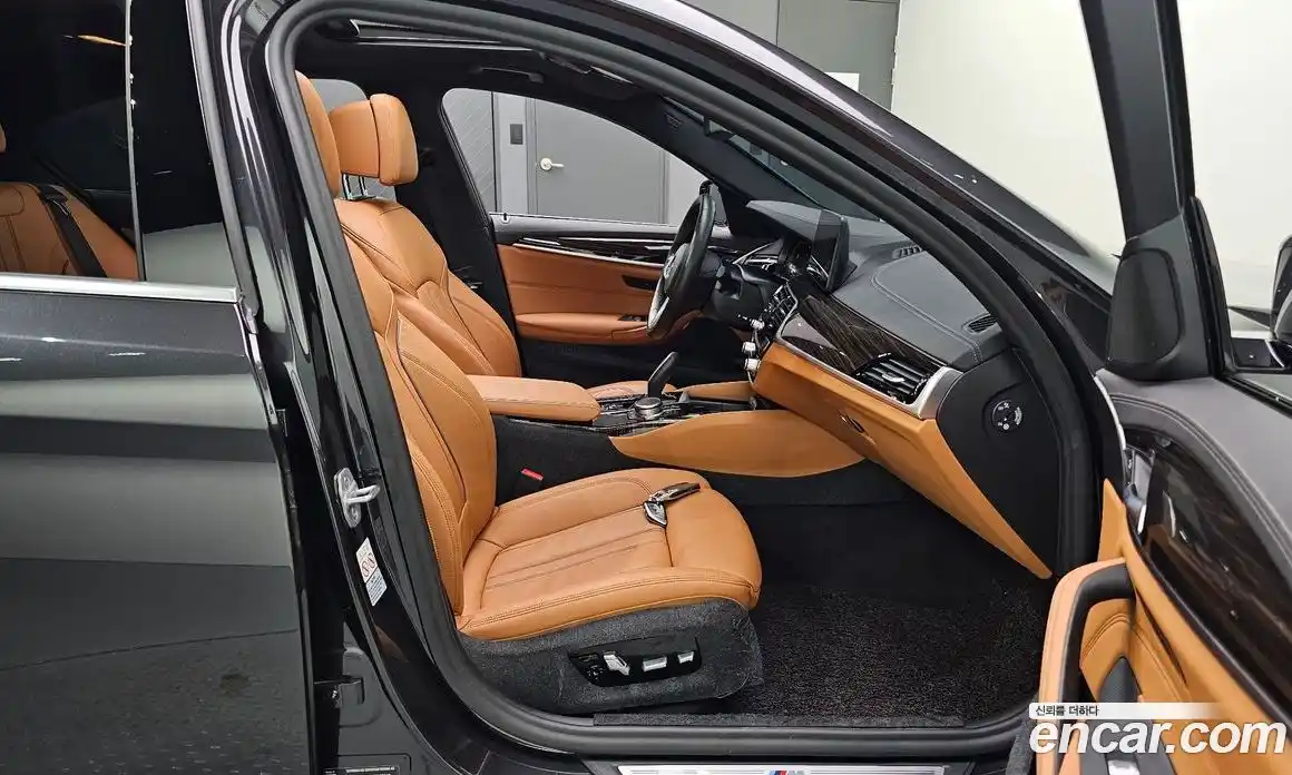 BMW 5 серия 2021 2.0 автомат (гидро), фото 16