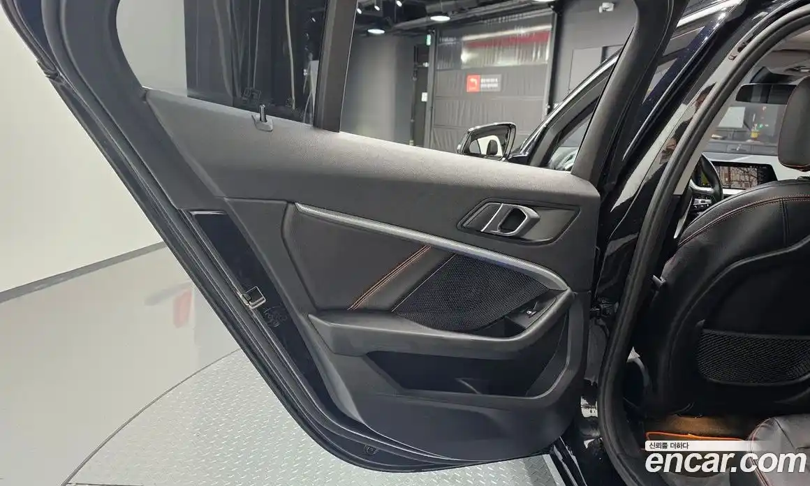 BMW 1 серия 2021 2.0 автомат (гидро), фото 14