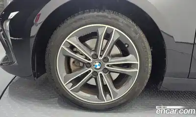 BMW 1 серия 2021 2.0 автомат (гидро), миниатюра 4