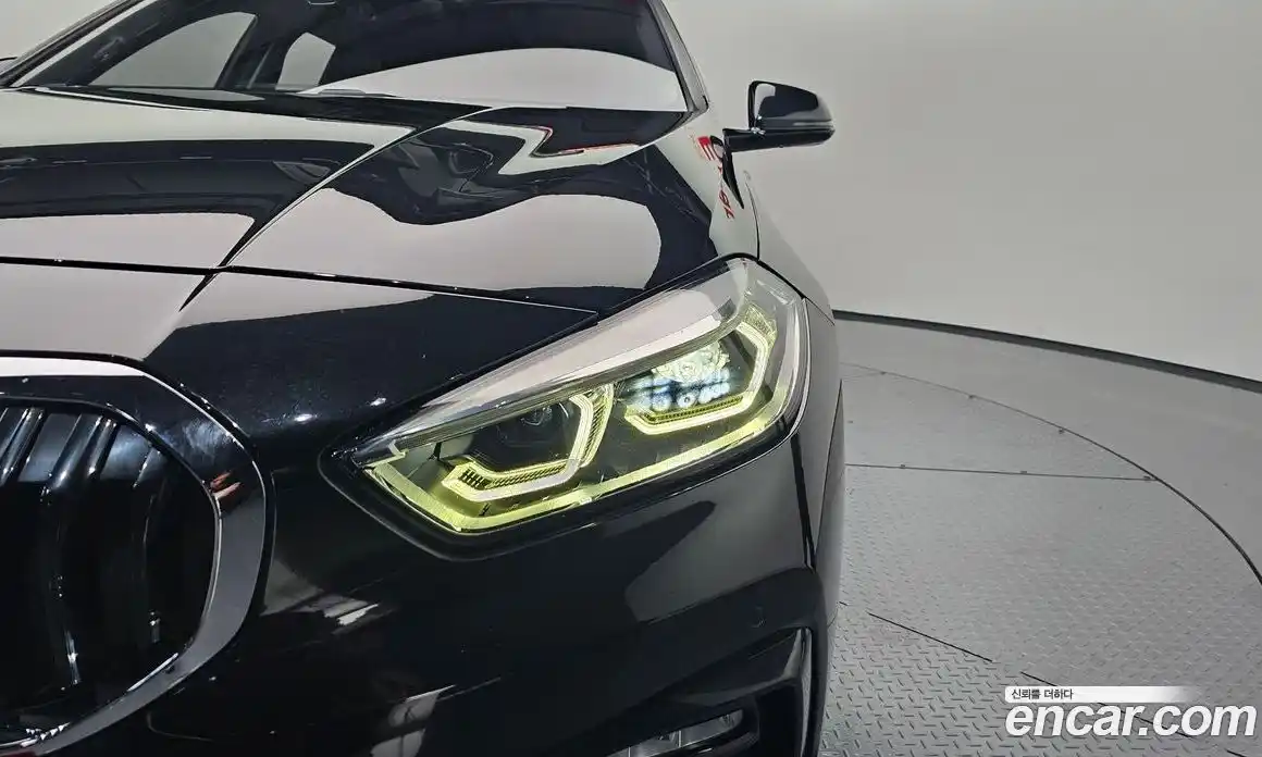 BMW 1 серия 2021 2.0 автомат (гидро), фото 7