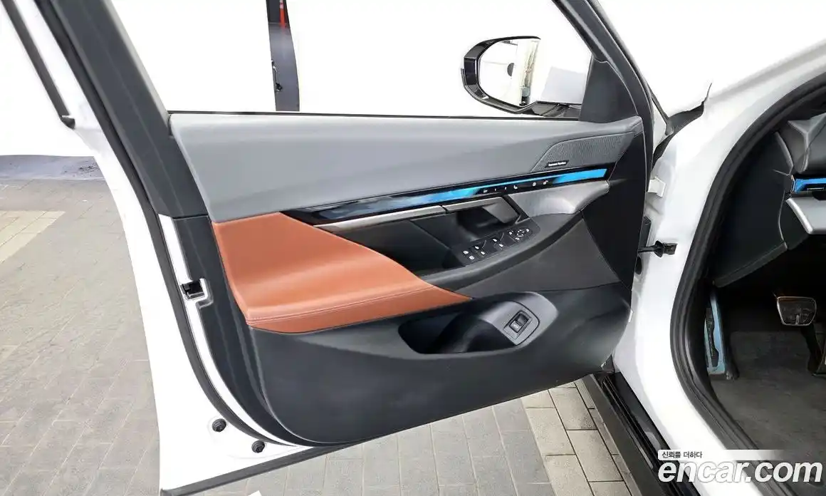 BMW 5 серия 2023 2.0 автомат (гидро), фото 14
