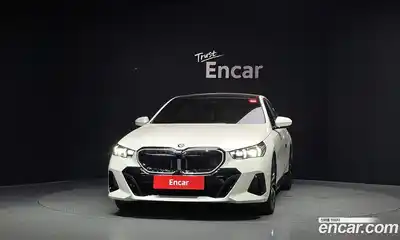 BMW 5 серия 2023 2.0 автомат (гидро), миниатюра 3