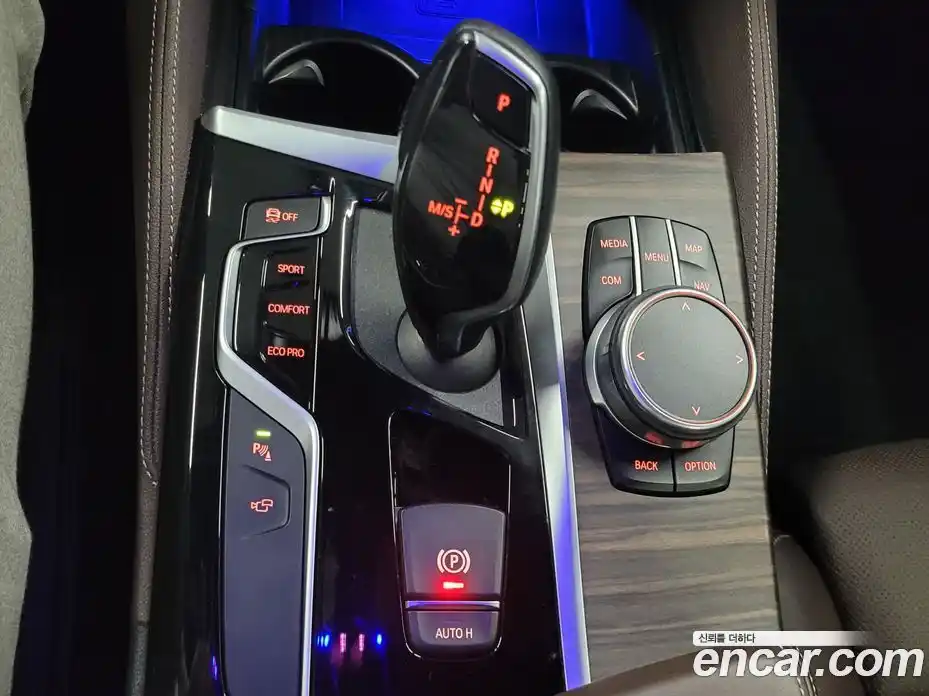 BMW 5 серия 2019 2.0 автомат (гидро), фото 16