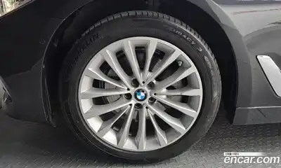 BMW 5 серия 2019 2.0 автомат (гидро), миниатюра 5