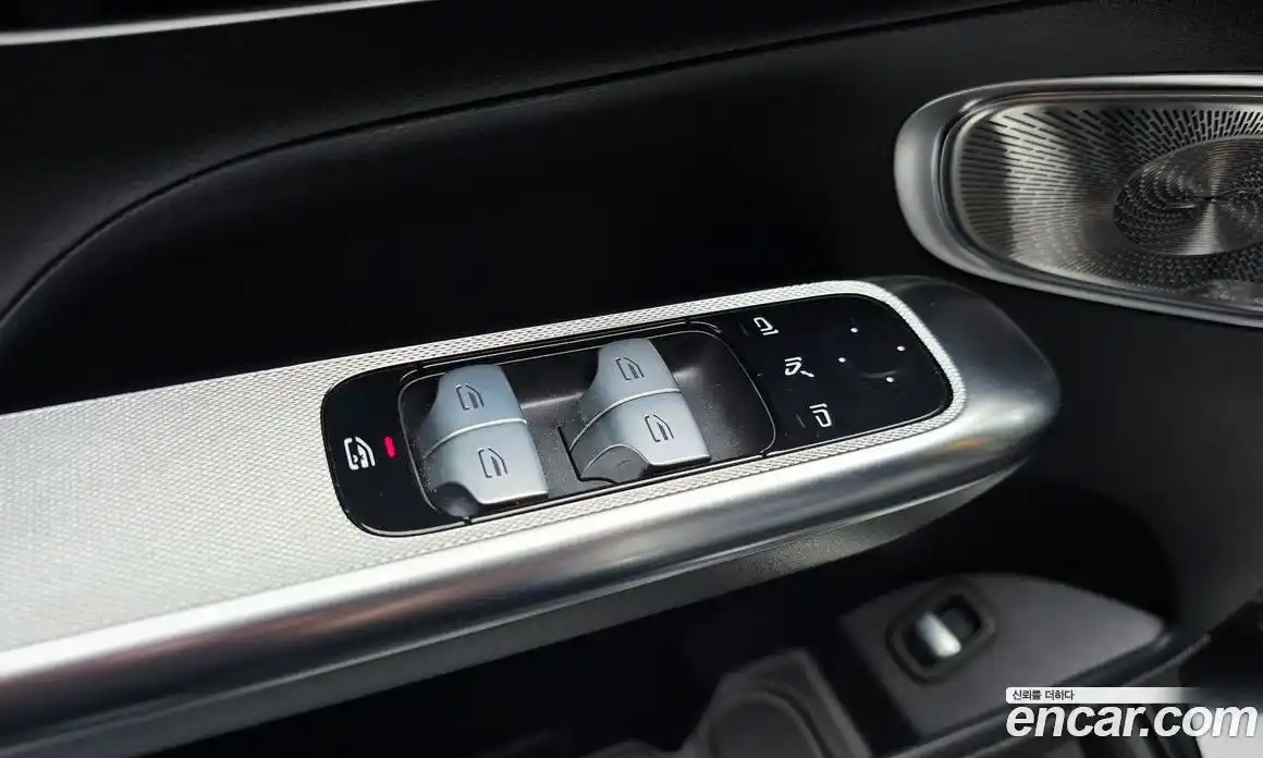 Mercedes-Benz GLC-Class 2024 2.0 автомат (гидро), фото 21