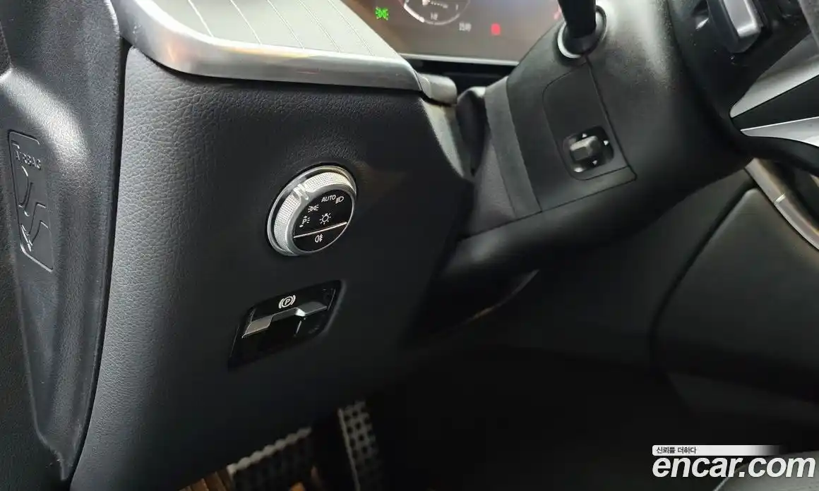 Mercedes-Benz GLC-Class 2024 2.0 автомат (гидро), фото 28