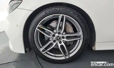 Mercedes-Benz E-Class 2018 1.9 автомат (гидро), миниатюра 4