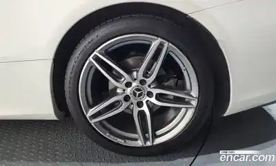 Mercedes-Benz E-Class 2018 1.9 автомат (гидро), миниатюра 6