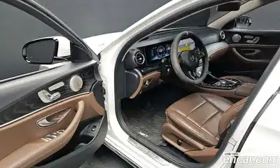 Mercedes-Benz E-Class 2017 2.0 автомат (гидро), миниатюра 10
