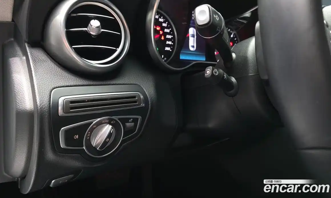 Mercedes-Benz C-Class 2018 1.9 гидро, фото 24