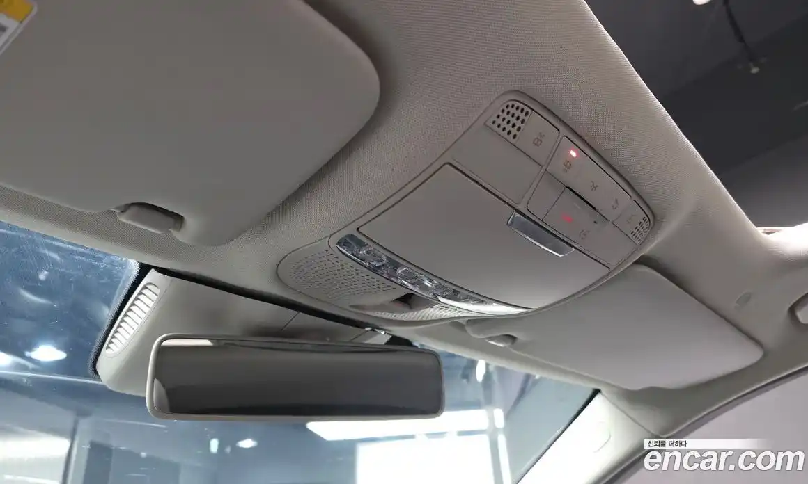 Mercedes-Benz C-Class 2018 1.9 гидро, фото 25