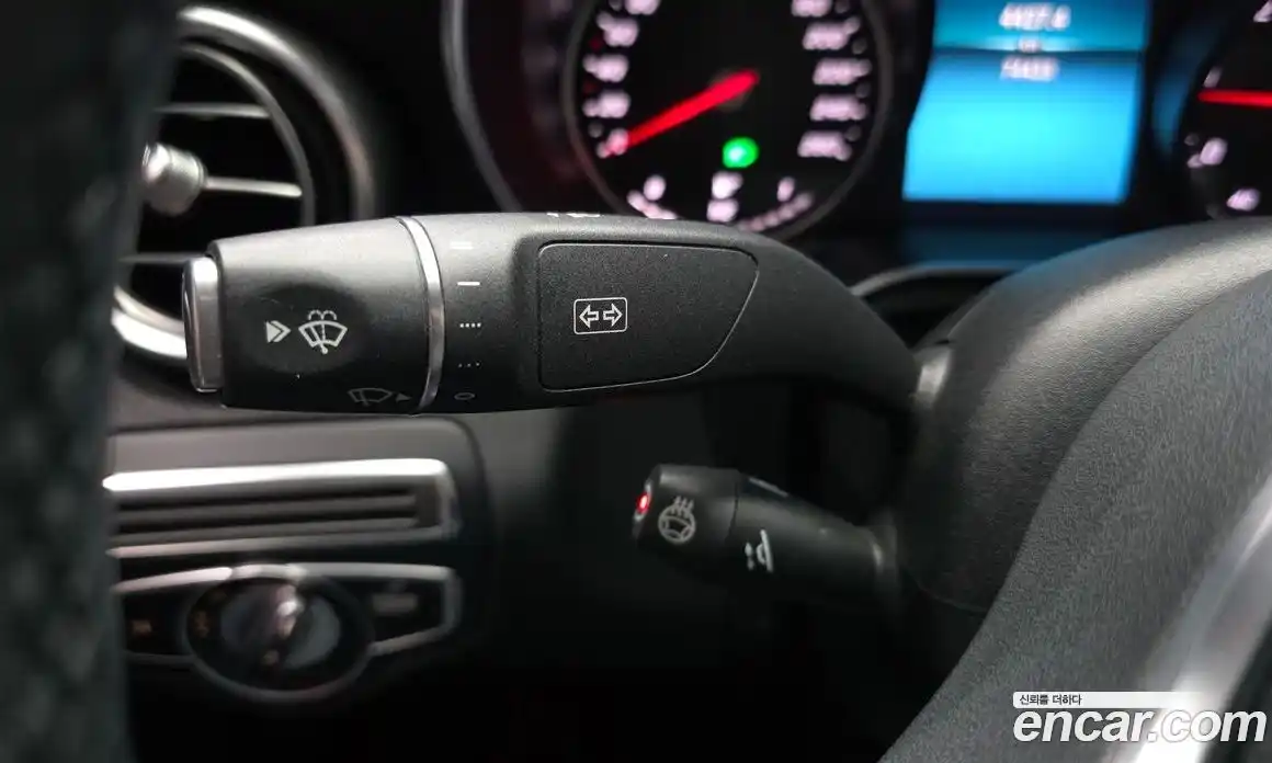 Mercedes-Benz C-Class 2018 1.9 гидро, фото 30