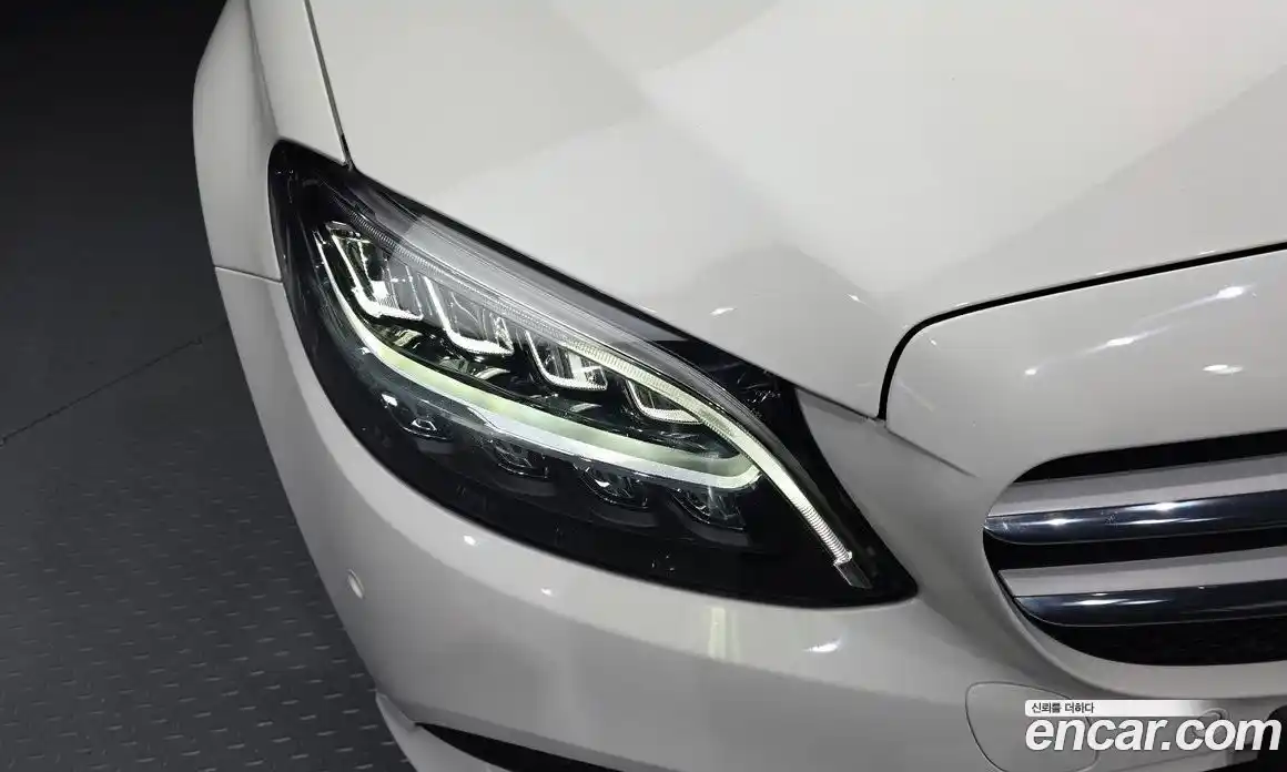 Mercedes-Benz C-Class 2018 1.9 гидро, фото 8