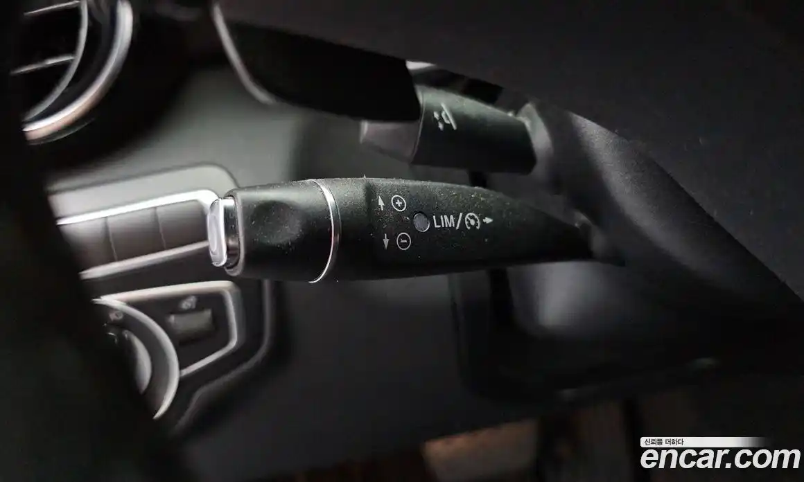 Mercedes-Benz C-Class 2017 2.1 гидро, фото 27 Mercedes-Benz C-Class 2017 2.1 гидро, фото 27