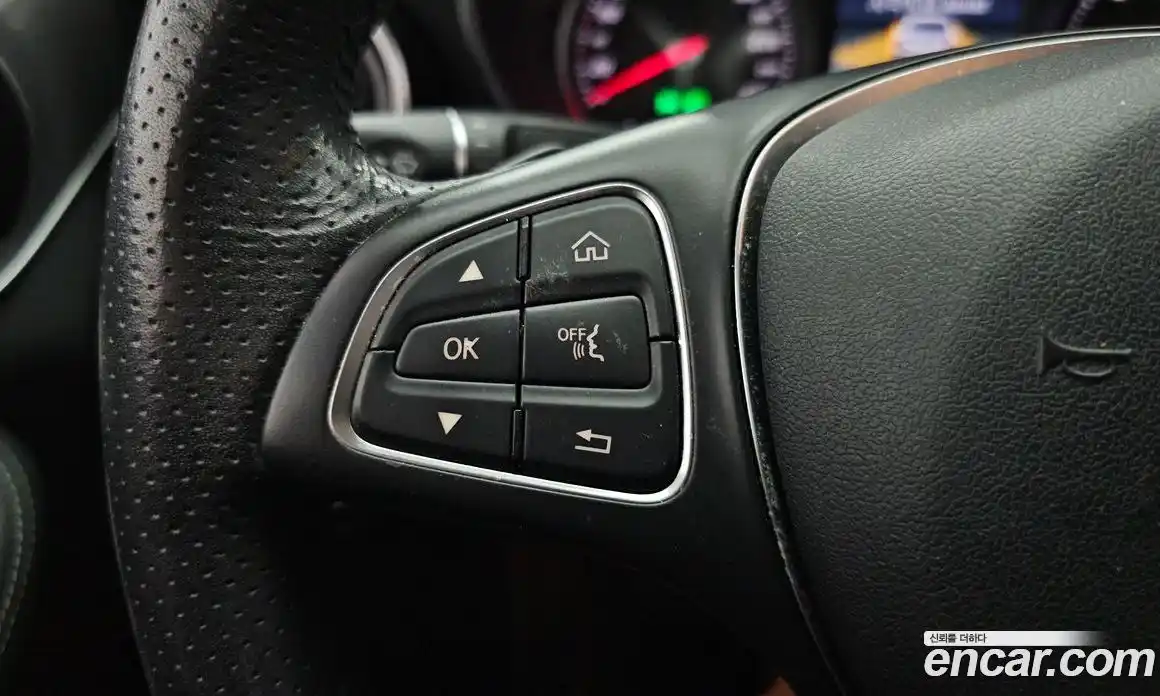 Mercedes-Benz C-Class 2017 2.1 гидро, фото 29 Mercedes-Benz C-Class 2017 2.1 гидро, фото 29