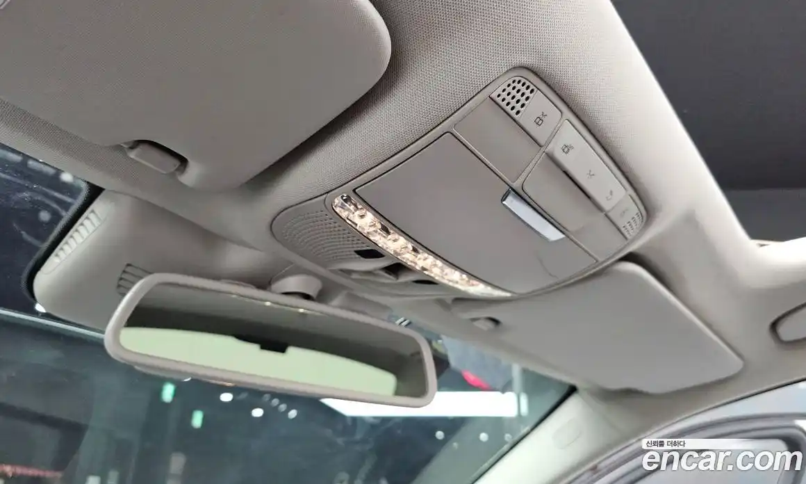 Mercedes-Benz C-Class 2017 2.1 гидро, фото 32 Mercedes-Benz C-Class 2017 2.1 гидро, фото 32