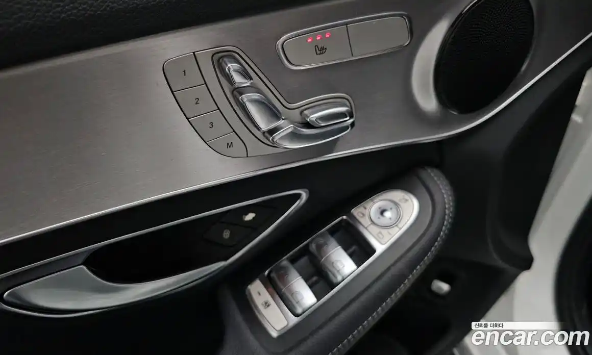 Mercedes-Benz C-Class 2017 2.1 гидро, фото 33 Mercedes-Benz C-Class 2017 2.1 гидро, фото 33