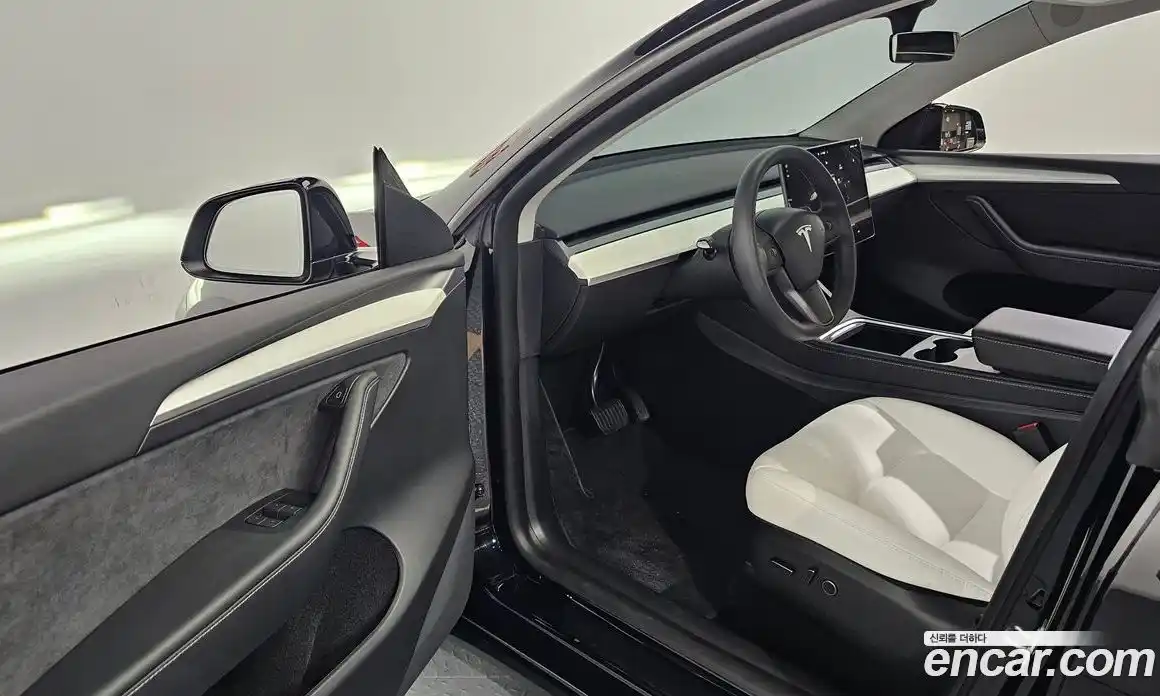 Tesla Model Y 2023 0.2 гидро, фото 13