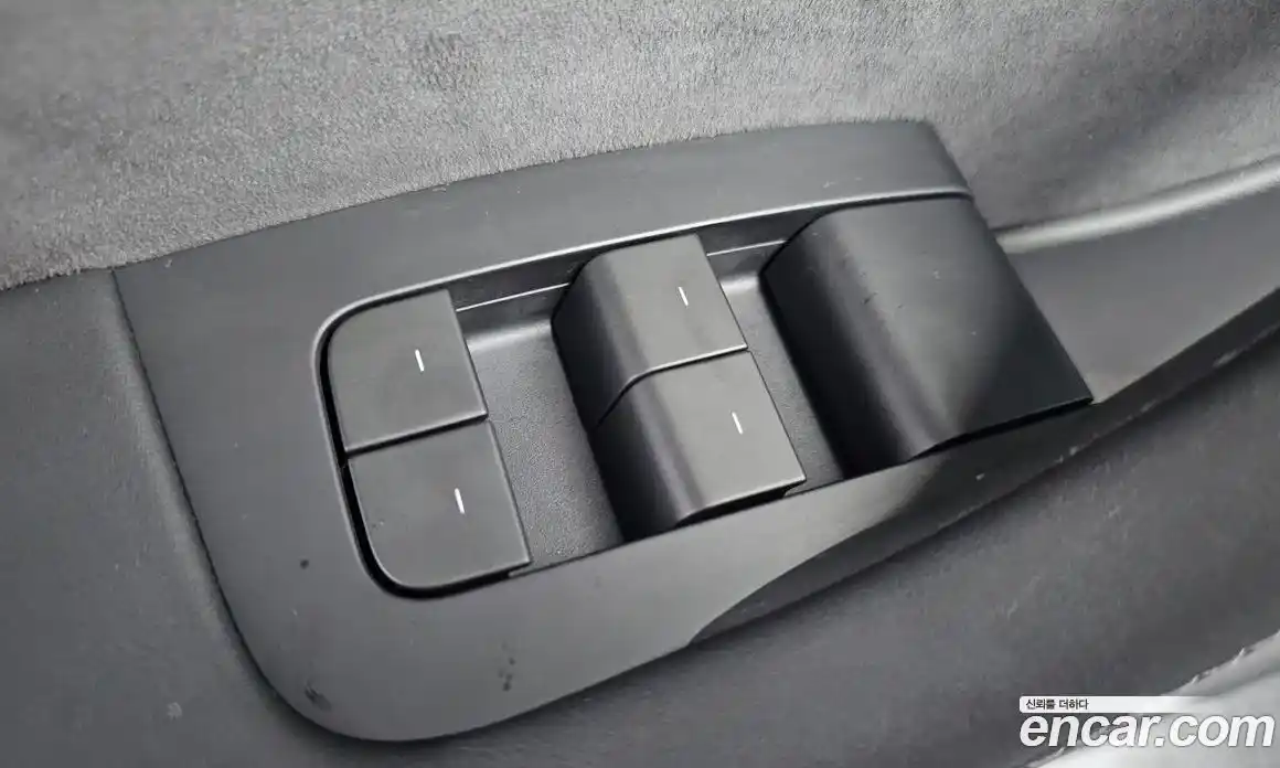 Tesla Model Y 2023 0.2 гидро, фото 25