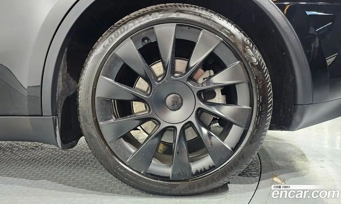 Tesla Model Y 2023 0.2 гидро, фото 7
