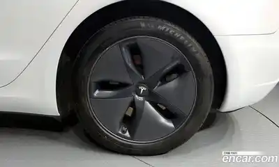 Tesla Model 3 2020 0.1 гидро, миниатюра 7