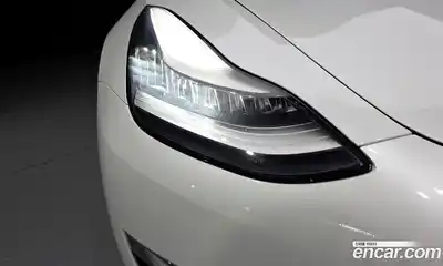 Tesla Model 3 2020 0.1 гидро, миниатюра 8