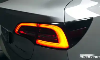 Tesla Model 3 2020 0.1 гидро, миниатюра 9
