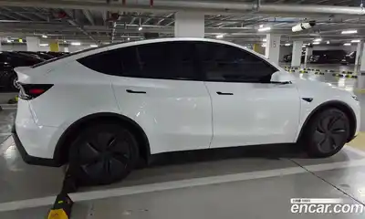 Tesla Model Y 2025 гидро, миниатюра 5