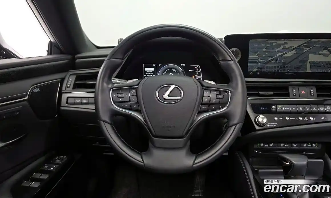 Lexus ES 2022 2.5 гидро, фото 13