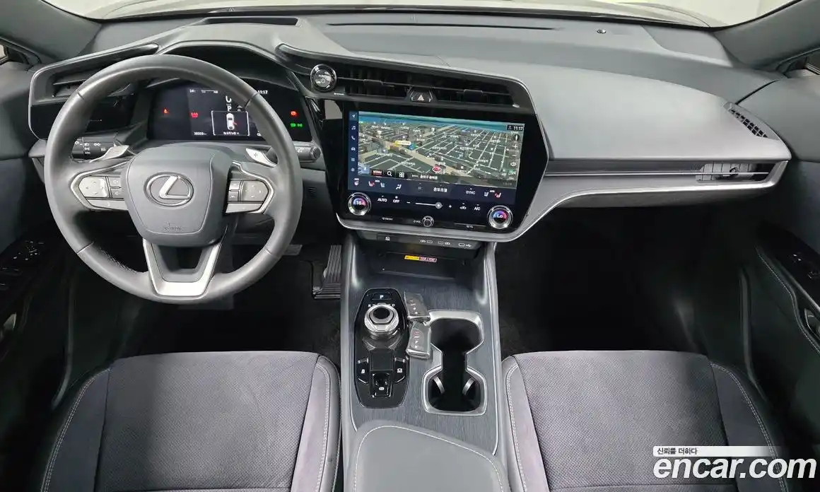 Lexus RZ 2023 0.2 гидро, фото 10