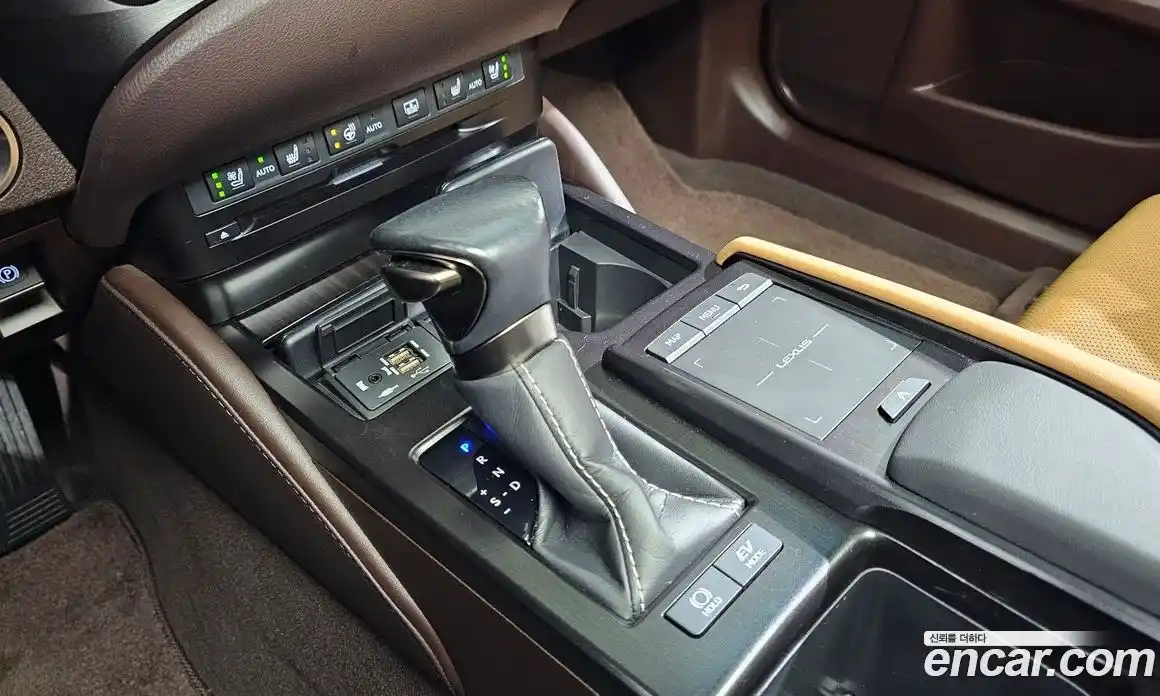 Lexus ES 2021 2.5 гидро, фото 12