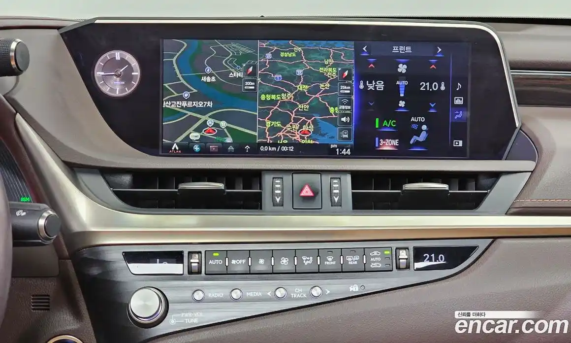 Lexus ES 2021 2.5 гидро, фото 20