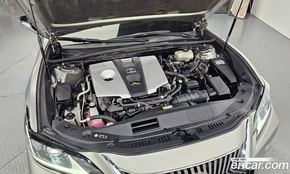 Lexus ES 2021 2.5 гидро, фото 6