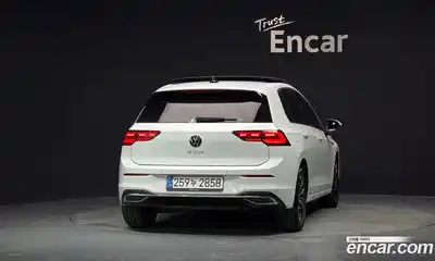 Volkswagen Golf 2024 2.0 автомат (гидро), миниатюра 4