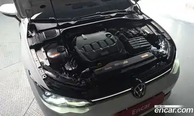 Volkswagen Golf 2024 2.0 автомат (гидро), миниатюра 6