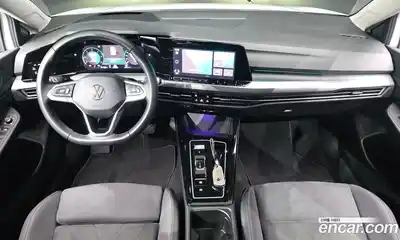 Volkswagen Golf 2024 2.0 автомат (гидро), миниатюра 7