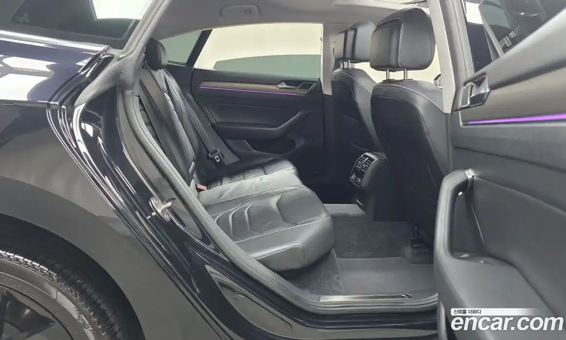 Volkswagen Arteon 2019 2.0 автомат (гидро), фото 17