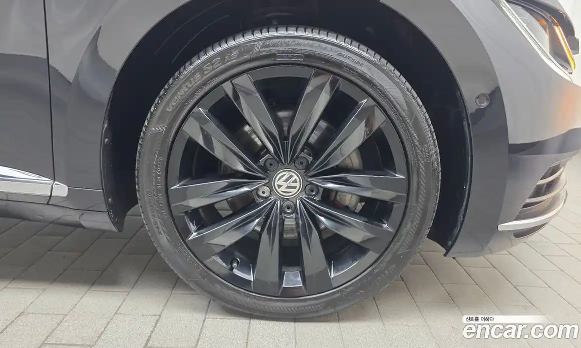 Volkswagen Arteon 2019 2.0 автомат (гидро), фото 7
