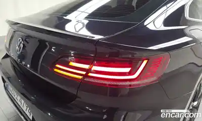 Volkswagen Arteon 2019 2.0 автомат (гидро), миниатюра 9