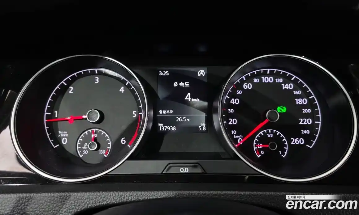 Volkswagen Golf 2015 2.0 автомат (гидро), фото 8