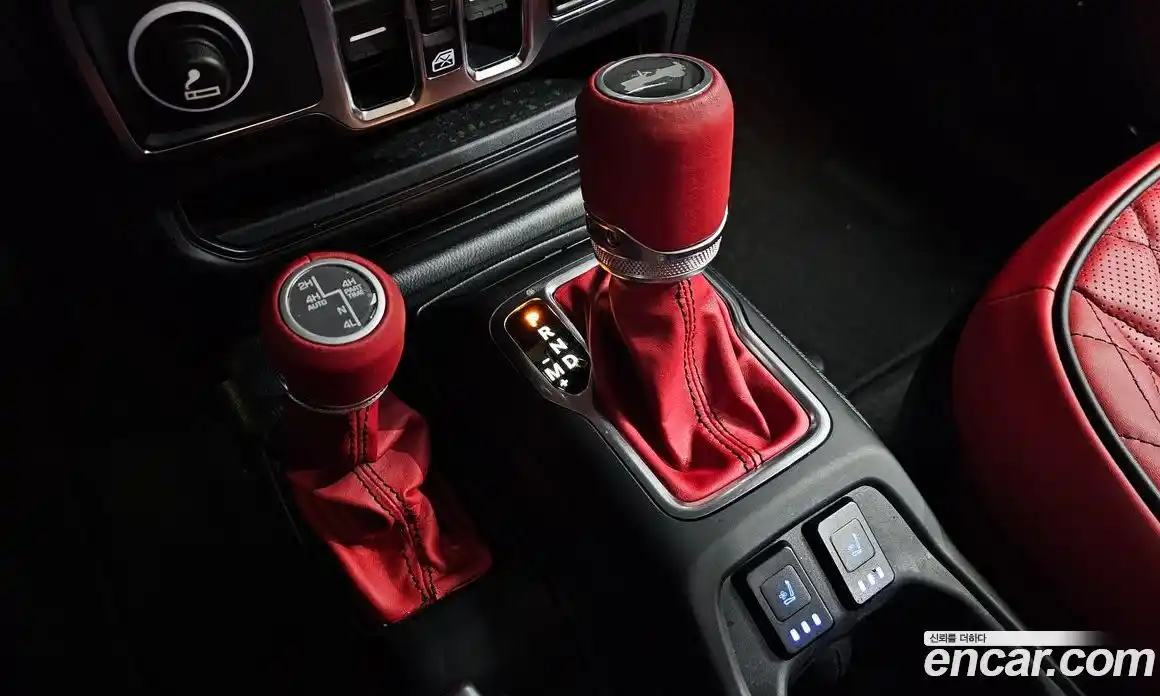 Jeep Wrangler 2021 2.0 автомат (гидро), фото 12