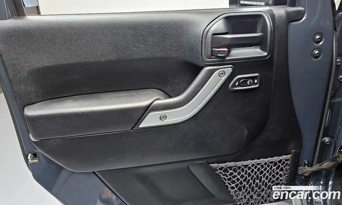 Jeep Wrangler 2017 3.6 автомат (гидро), фото 14