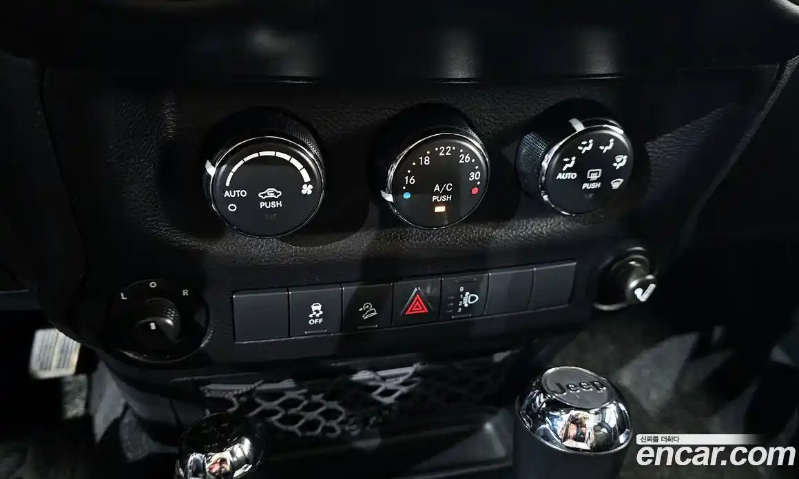 Jeep Wrangler 2017 3.6 автомат (гидро), фото 24