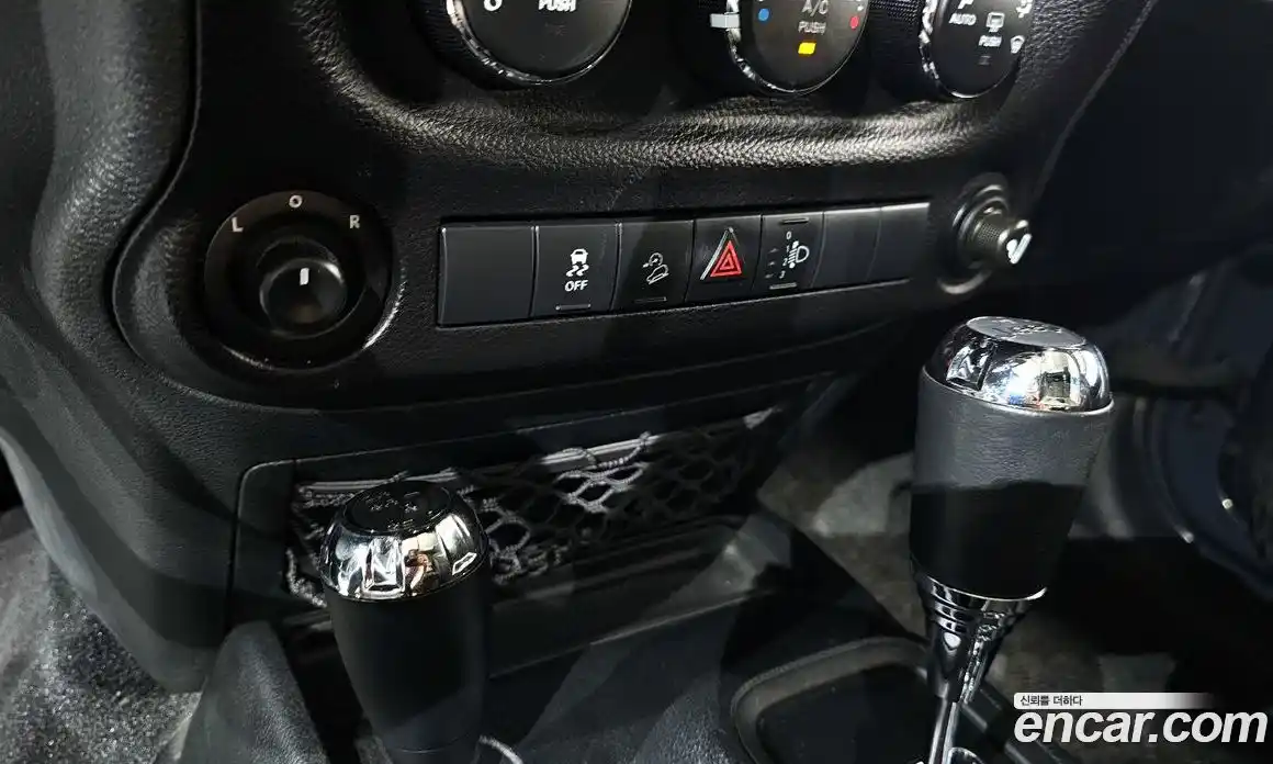 Jeep Wrangler 2017 3.6 автомат (гидро), фото 31