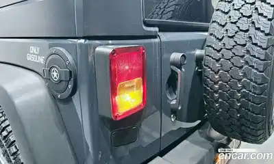 Jeep Wrangler 2017 3.6 автомат (гидро), миниатюра 9