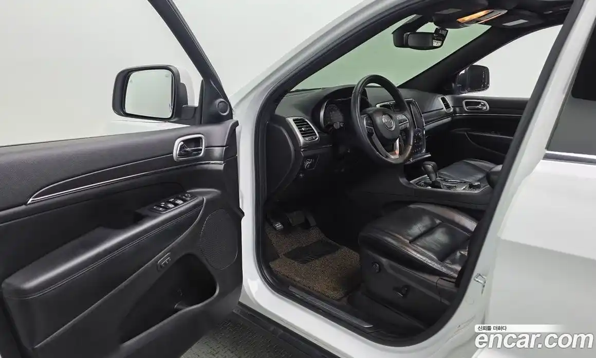 Jeep Cherokee 2018 3.6 автомат (гидро), фото 13