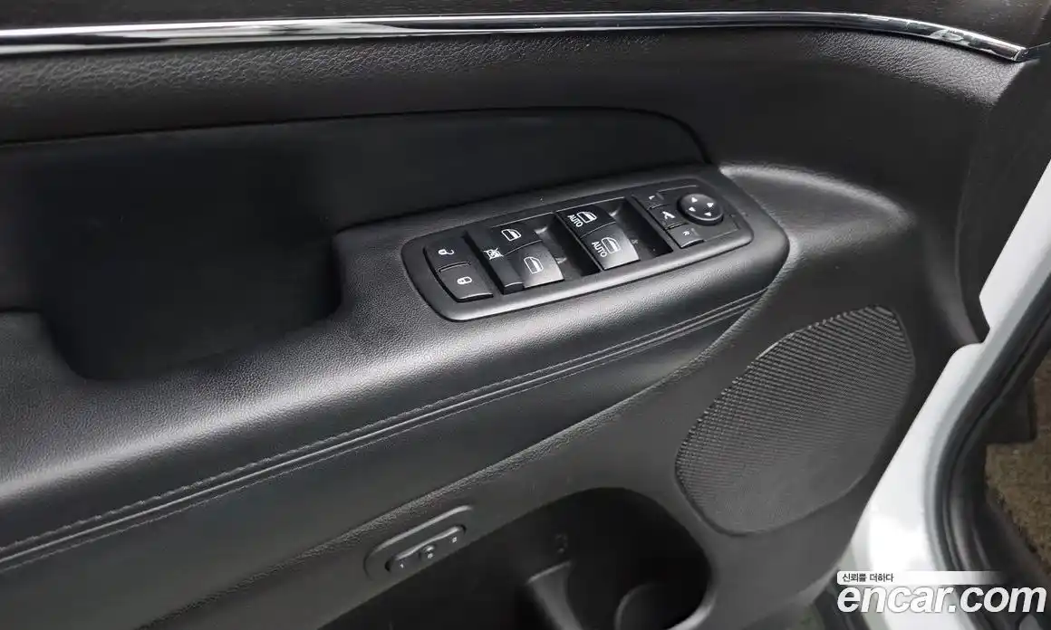 Jeep Cherokee 2018 3.6 автомат (гидро), фото 26
